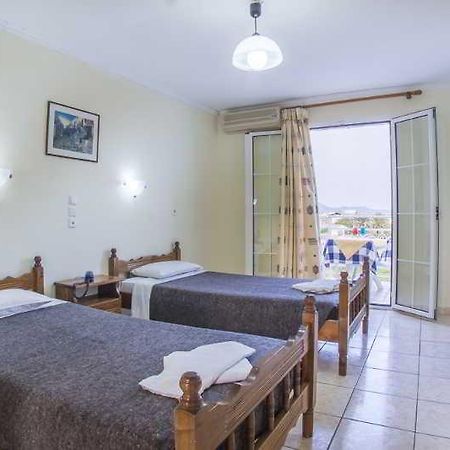 Sunshine Hotel Лаганас Екстериор снимка