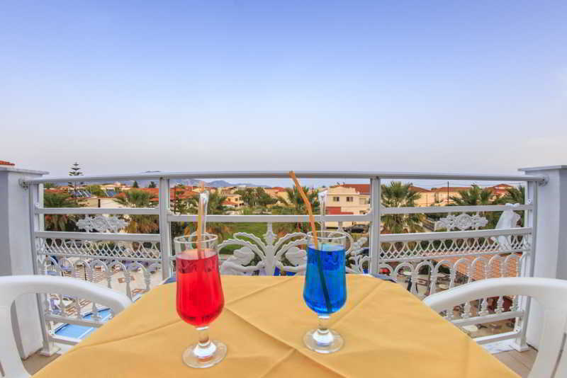 Sunshine Hotel Лаганас Екстериор снимка
