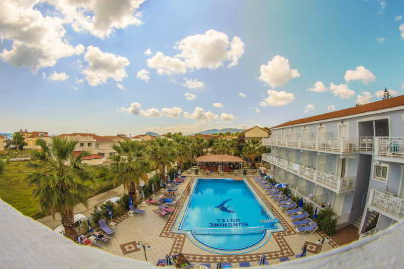 Sunshine Hotel Лаганас Екстериор снимка