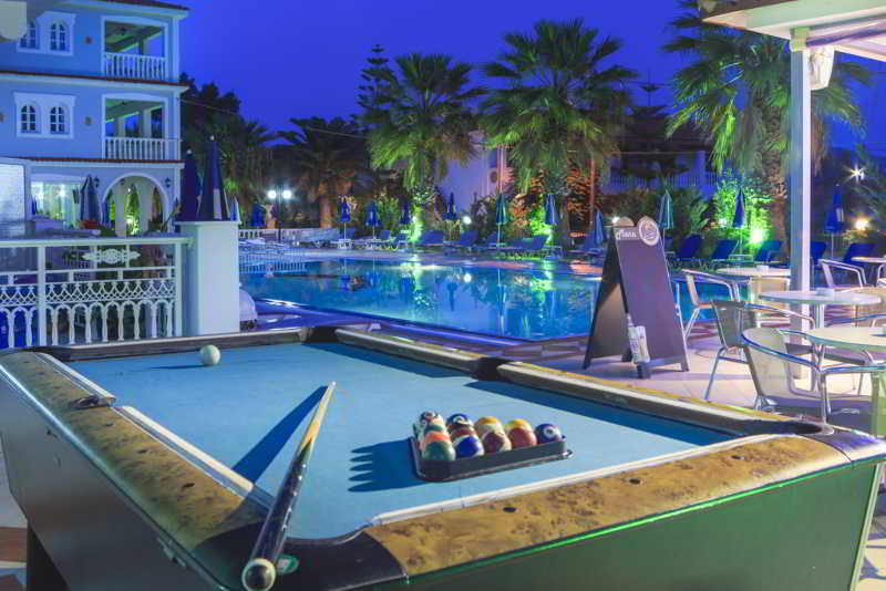 Sunshine Hotel Лаганас Екстериор снимка